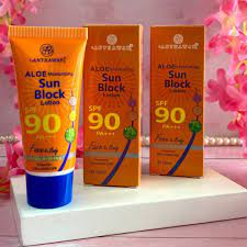 PROTECTOR SOLAR CON BASE PREMIUM